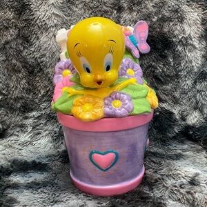 Vintage Gibson Overseas Looney Tunes WB
Sunshine Tweety Cookie Jar